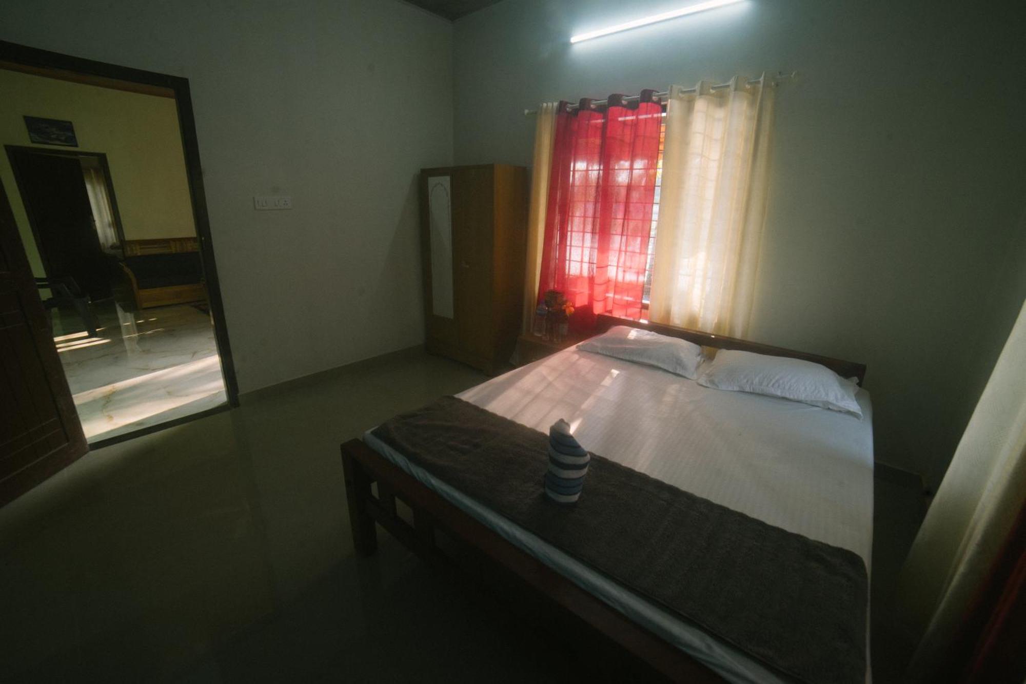 Tulsi Kayal Retreat Apartment Champakulam Exterior foto